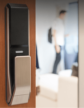 Máquina de embalagem de bloqueio de porta